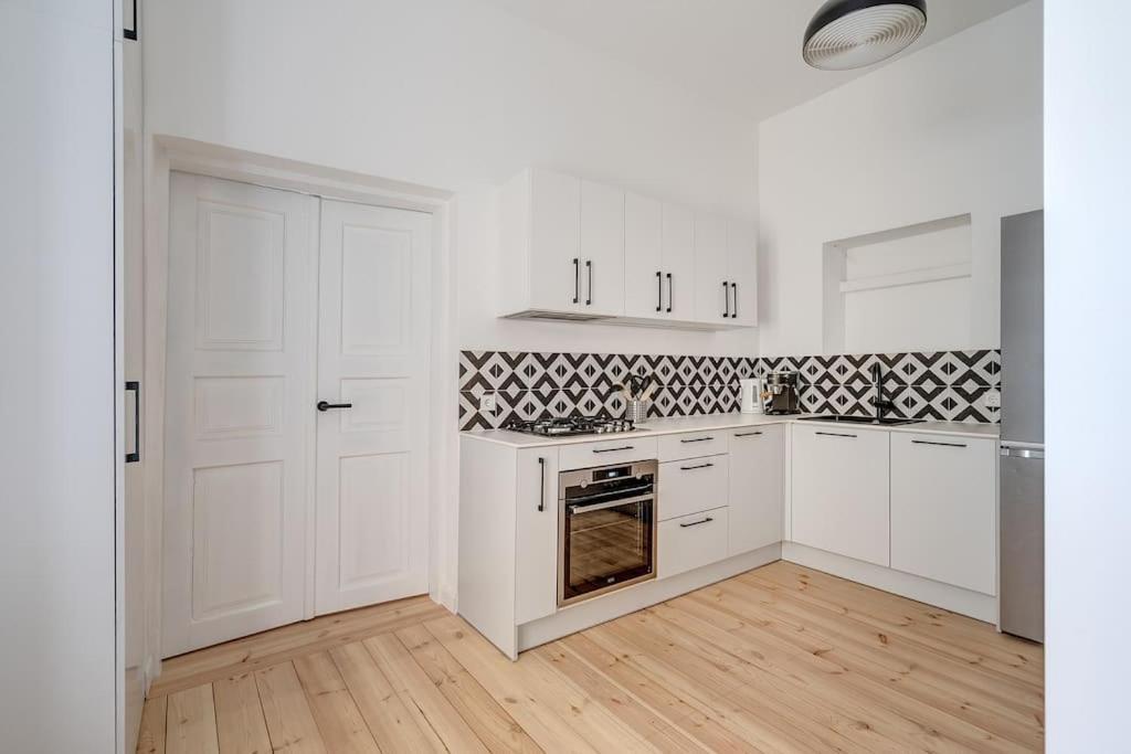 Spacious 2-Bedroom Flat In Old Town By Urban Rent Wilna Exterior foto