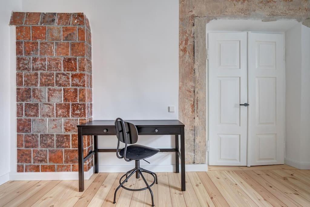 Spacious 2-Bedroom Flat In Old Town By Urban Rent Wilna Exterior foto